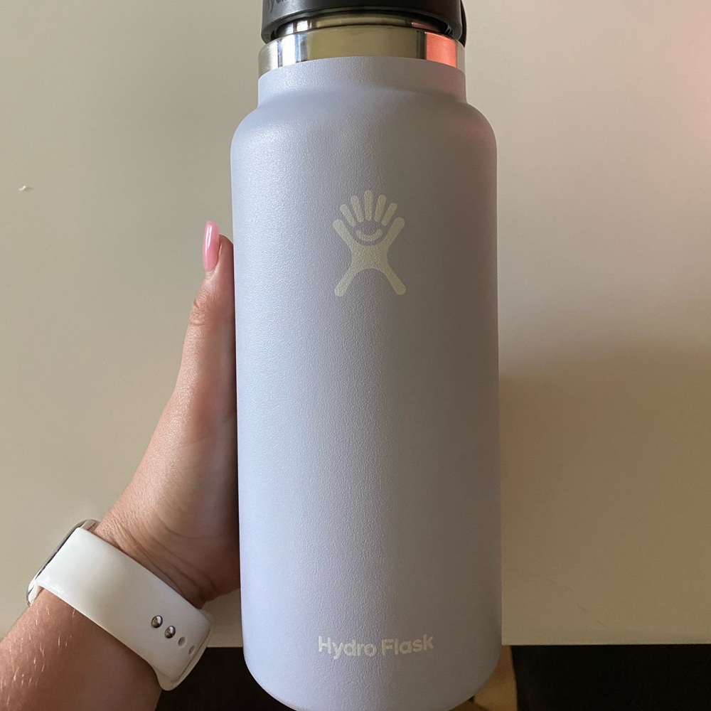 Hydroflask 32 oz with Straw Lid